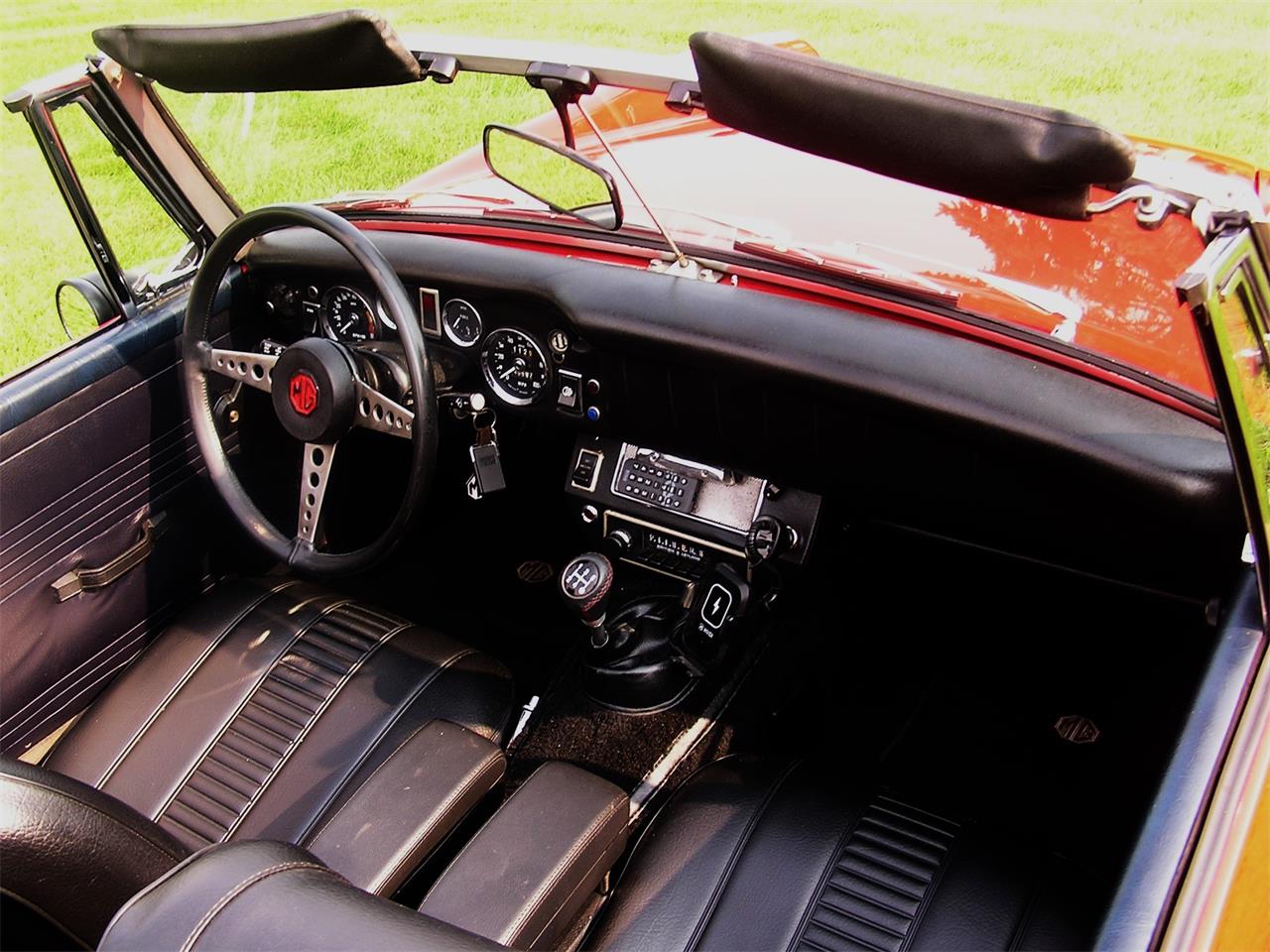 Mg-Midget-mark-iii-convertible-1972-Red-Black-67