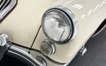 Mg-Other-1961-Old-English-White-Oxblood-21