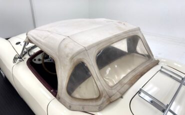 Mg-Other-1961-Old-English-White-Oxblood-26