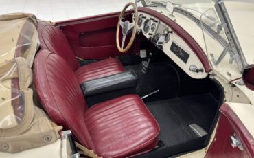 Mg-Other-1961-Old-English-White-Oxblood-47