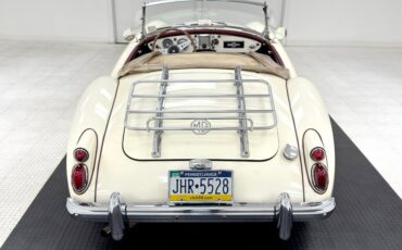 Mg-Other-1961-Old-English-White-Oxblood-5