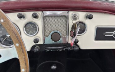Mg-Other-1961-Old-English-White-Oxblood-9