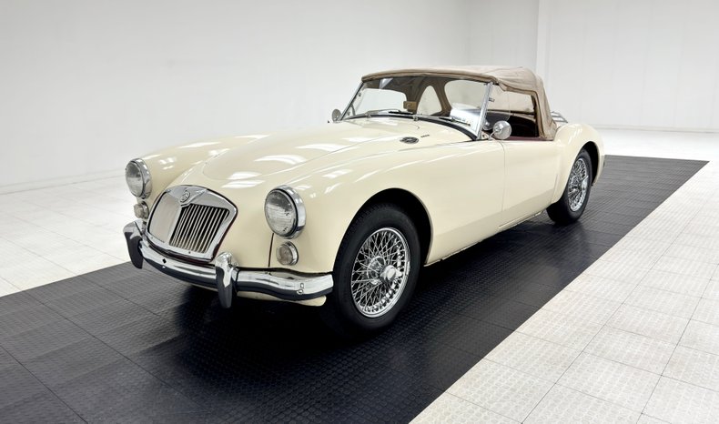 Mg-Other-1961-Old-English-White-Oxblood