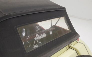 Mg-Td-1952-Pale-Yellow-Red-24