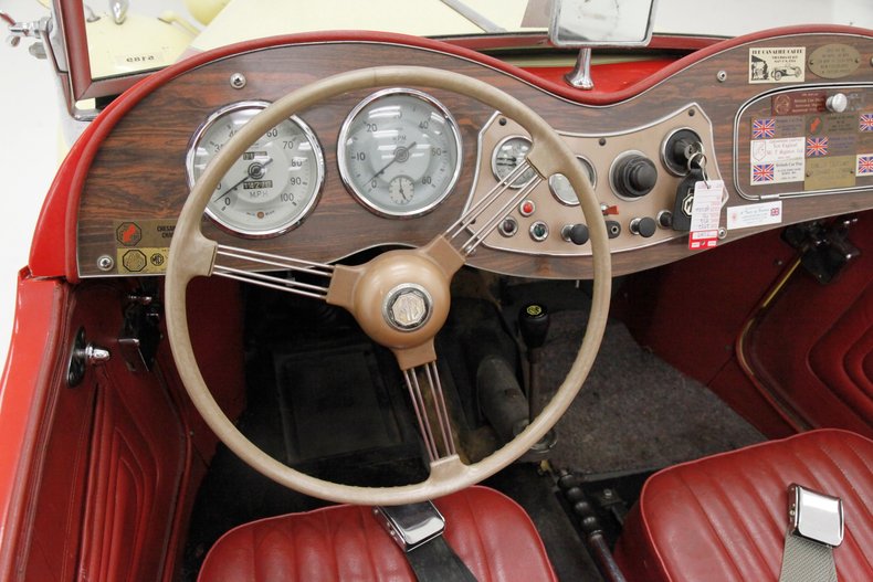Mg-Td-1952-Pale-Yellow-Red-32