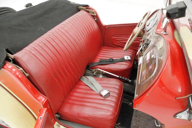 Mg-Td-1952-Pale-Yellow-Red-40