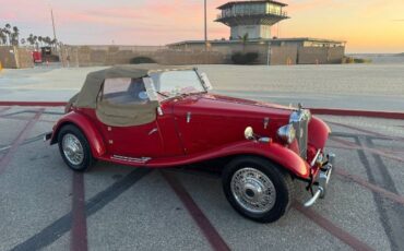 Mg-Td-1952-Red-15