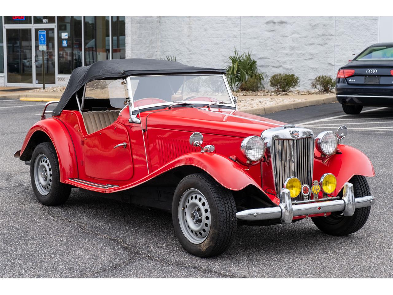 Mg-Td-1986-Red-Tan-12