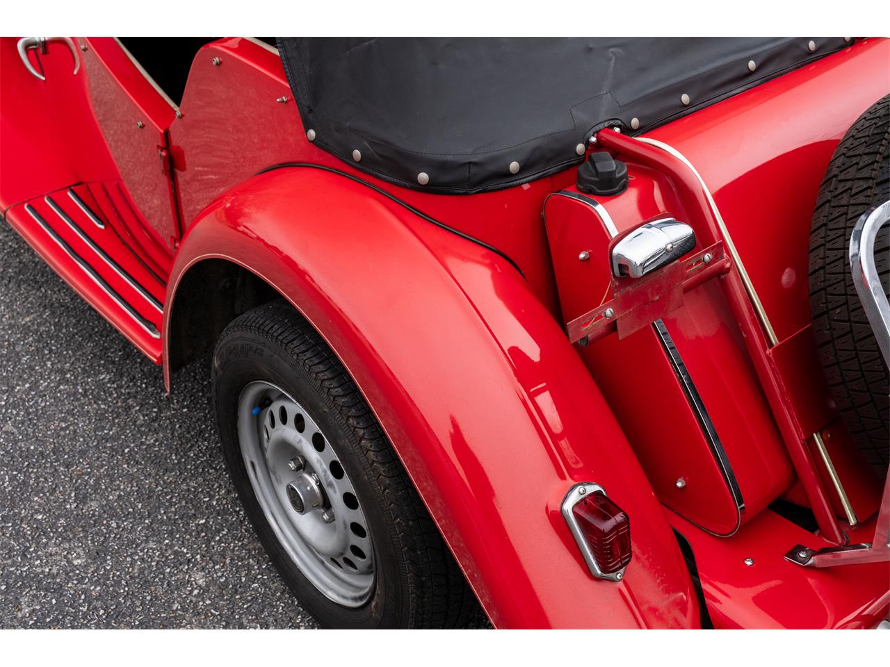Mg-Td-1986-Red-Tan-33