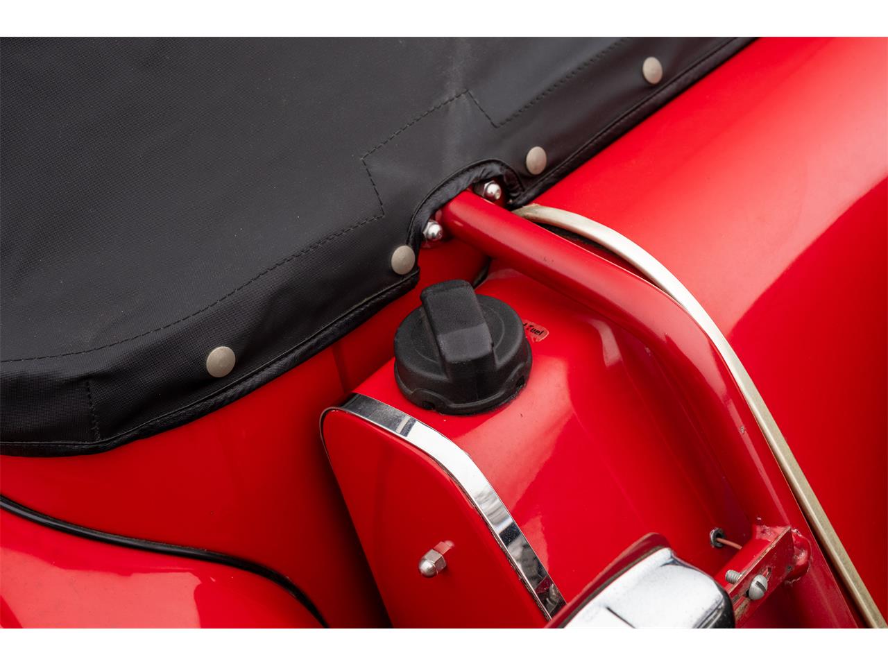 Mg-Td-1986-Red-Tan-40