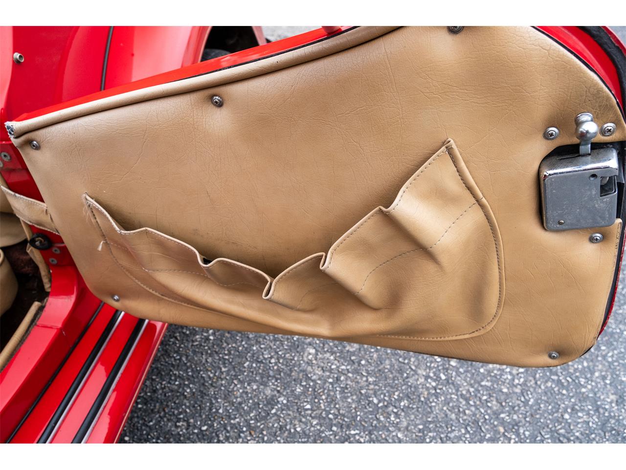 Mg-Td-1986-Red-Tan-50