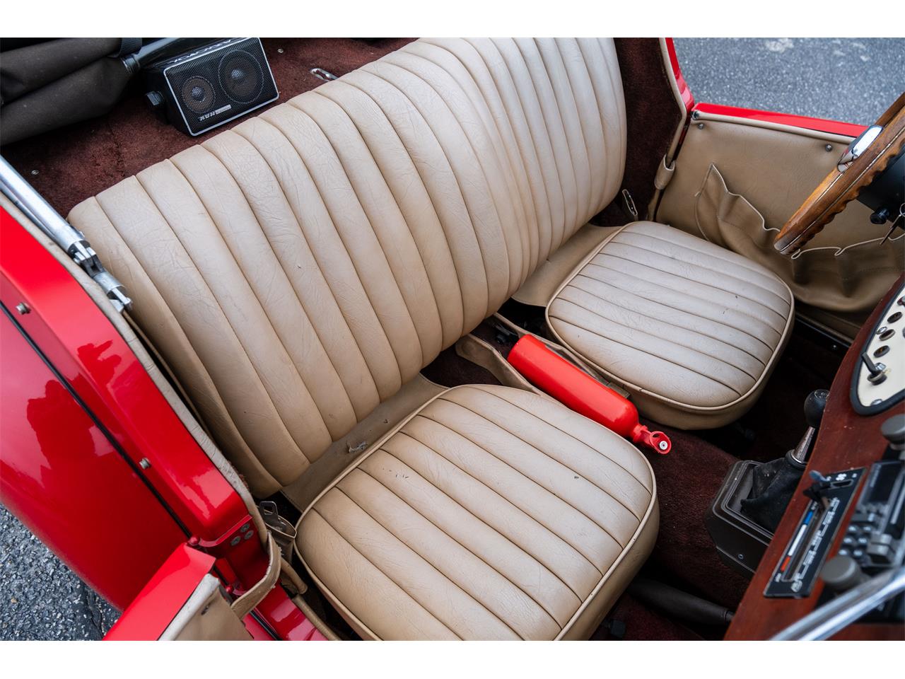 Mg-Td-1986-Red-Tan-58