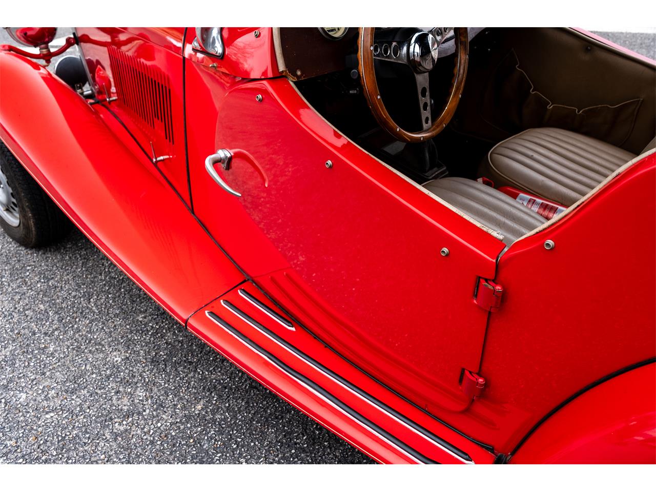 Mg-Td-1986-Red-Tan-69