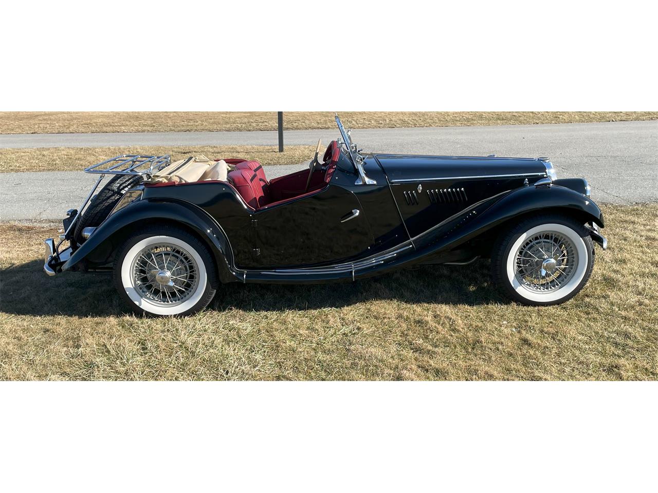 Mg-Tf-1954-Black-Red-3