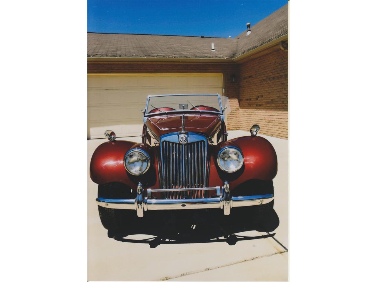 Mg-Tf-1954-Maroon-Black-3