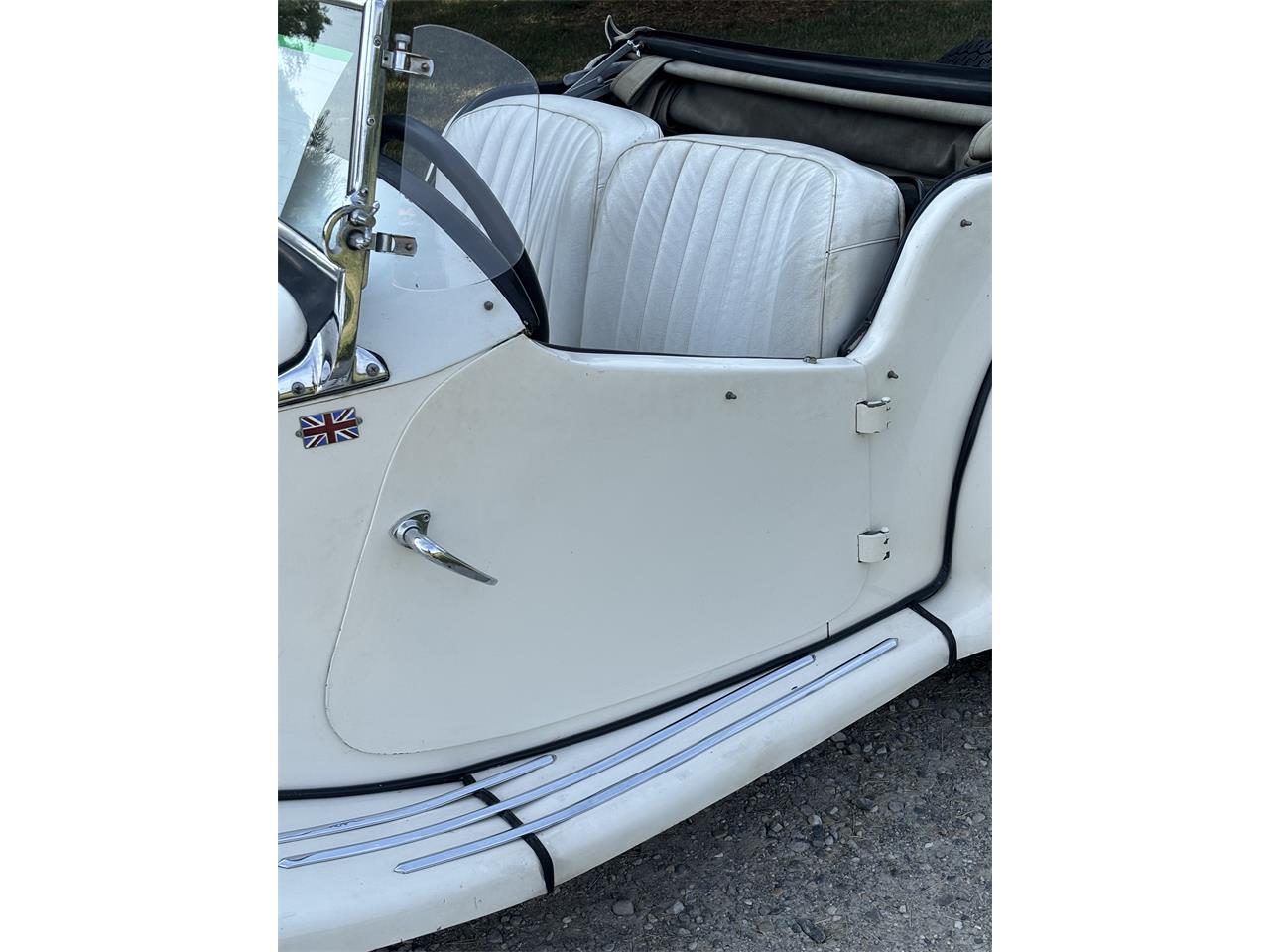 Mg-Tf-1955-White-White-5