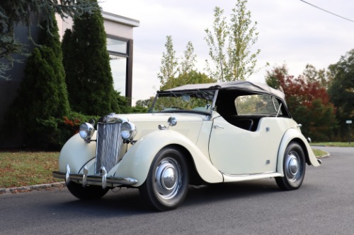 Mg-Yt-1950-Ivory-Black-2
