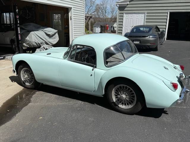 Mg-a-1956-green-1