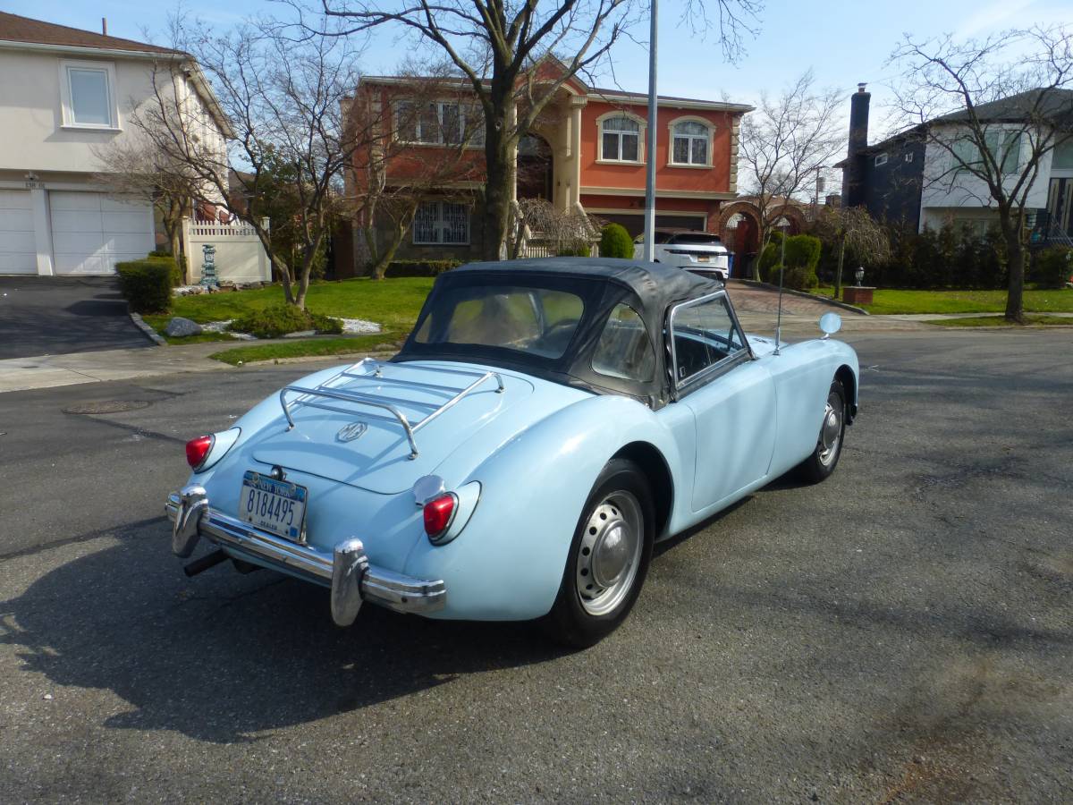 Mg-a-1957-blue-22