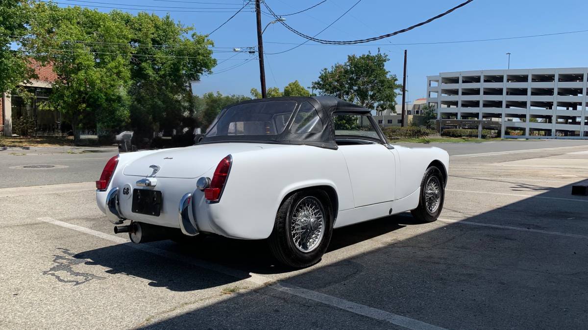 Mg-austin-healey-sprite-1962-white-13
