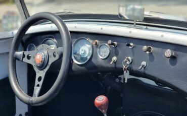Mg-austin-healey-sprite-1962-white-7