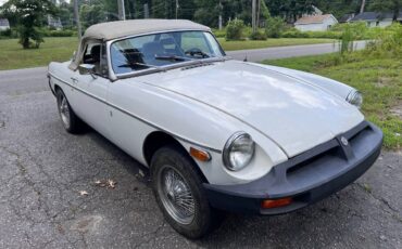 Mg-b-1977-white
