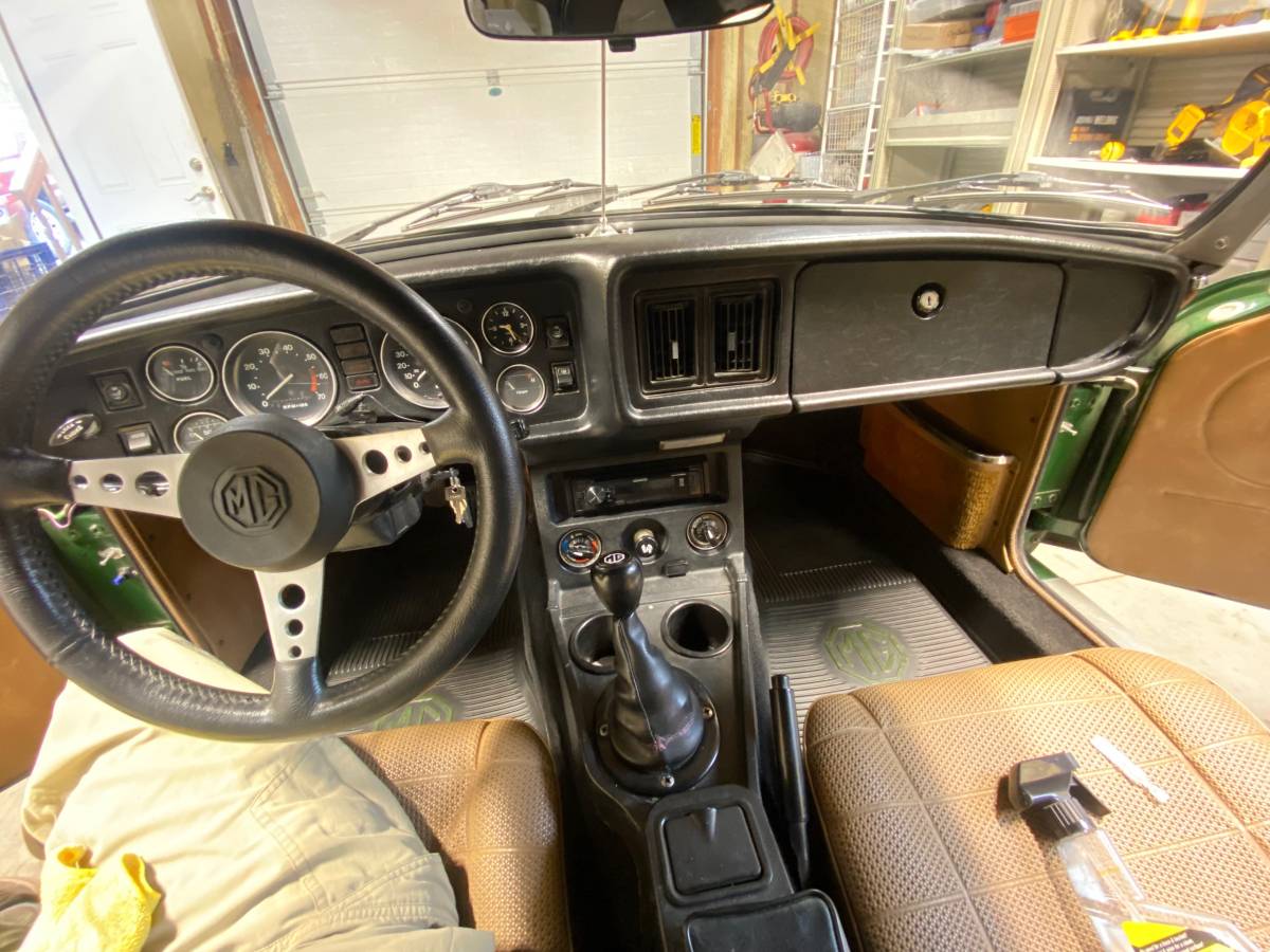 Mg-b-1979-green-5