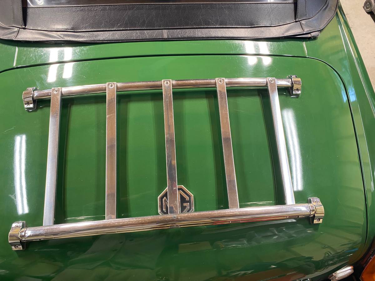 Mg-b-1979-green
