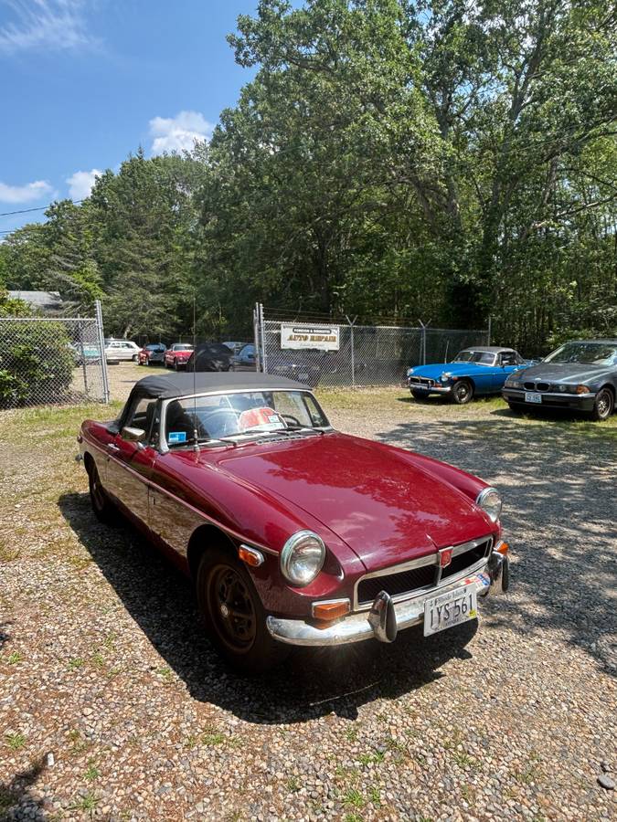 Mg-b-model-1974-red-1