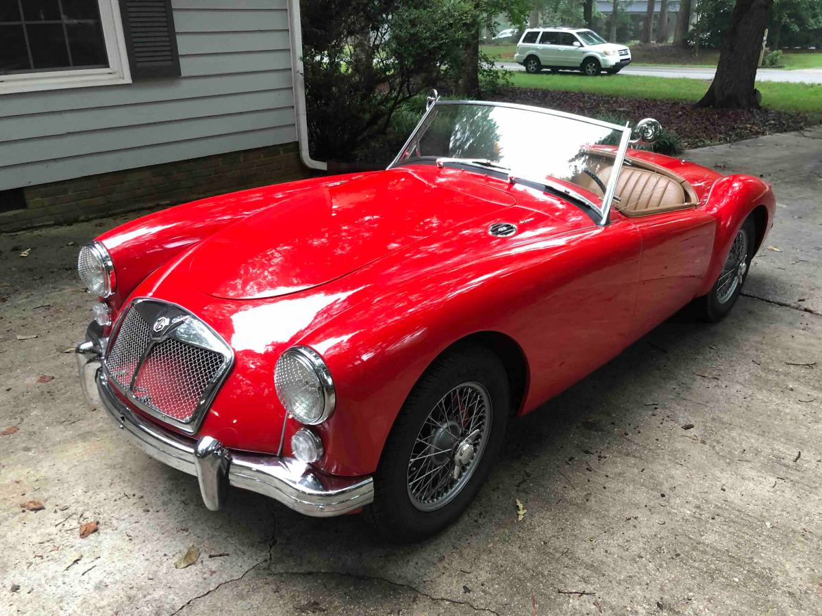 Mg-mga-1600-1960-red-6