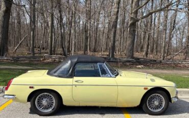 Mg-mgb-1969-yellow-1
