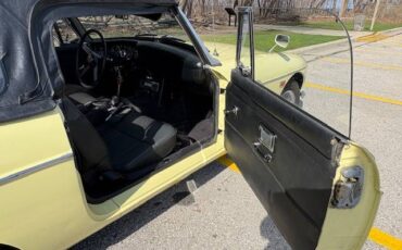 Mg-mgb-1969-yellow-15