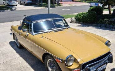 Mg-mgb-1972-yellow