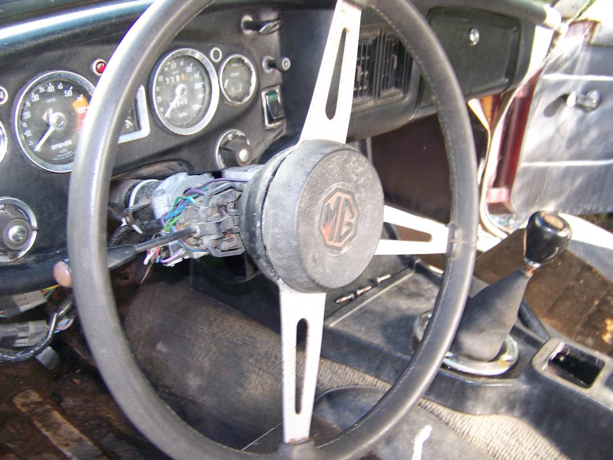 Mg-mgb-1973-custom-12