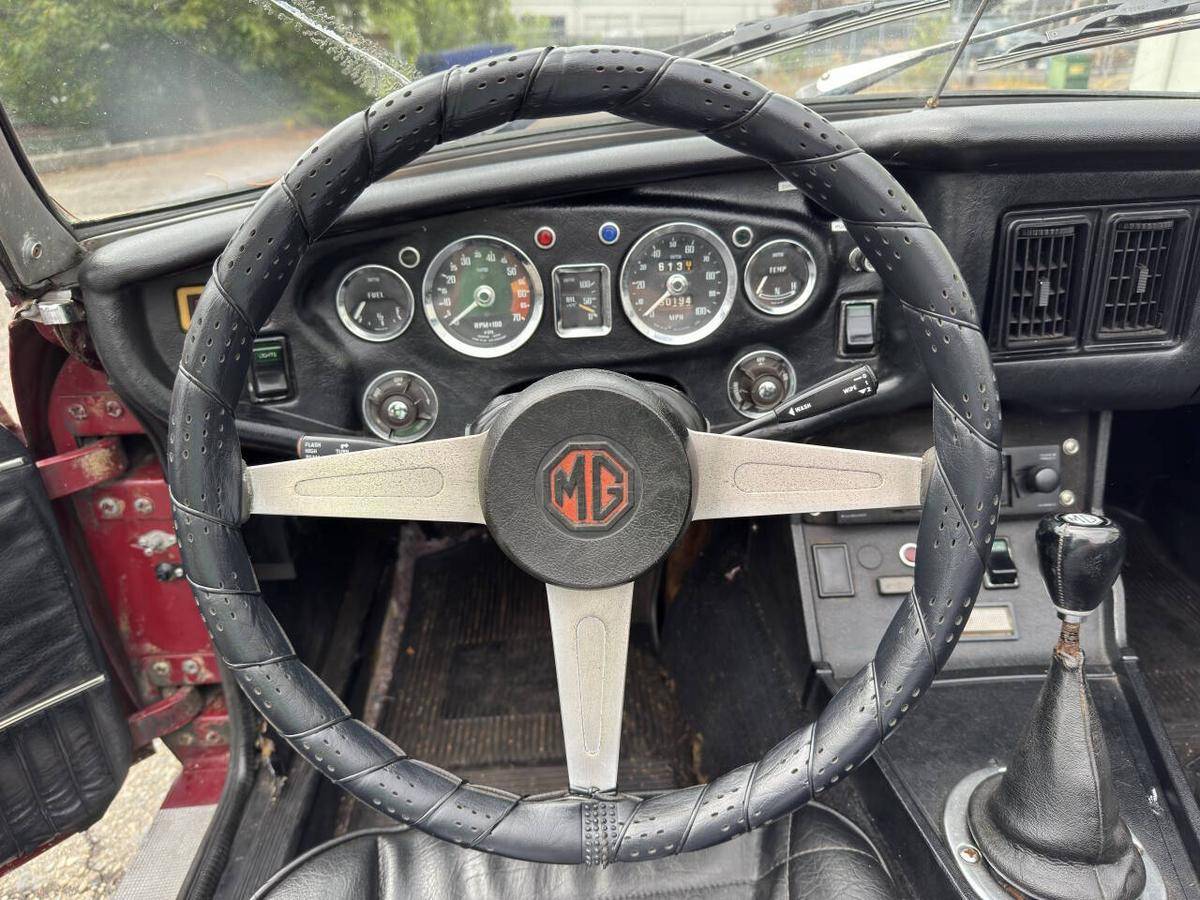 Mg-mgb-1974-17