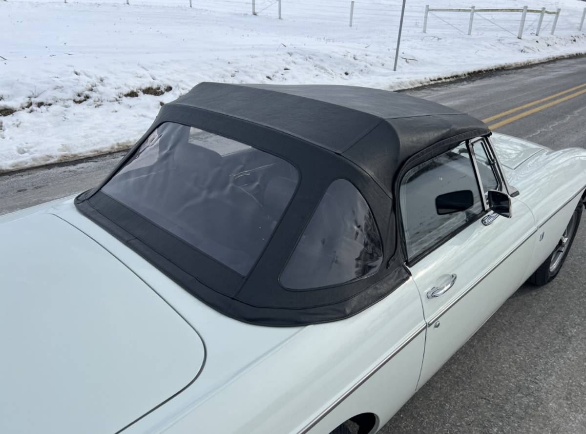 Mg-mgb-1977-white-3