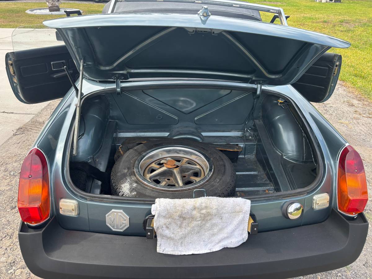 Mg-mgb-1979-grey-23