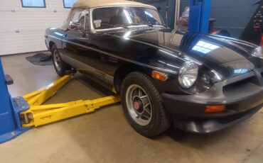 Mg-mgb-convertible-1980-black