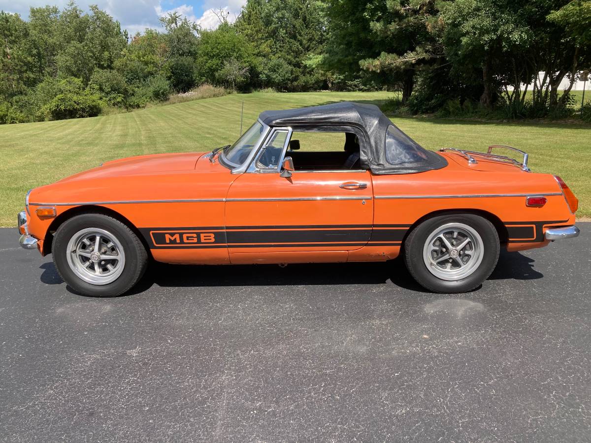 Mg-mgb-roadster-1974-orange