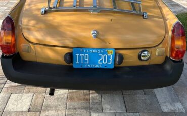 Mg-mgb-roadster-convertable-1977-yellow-3