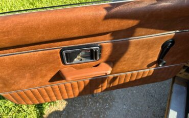 Mg-mgb-roadster-convertable-1977-yellow-9