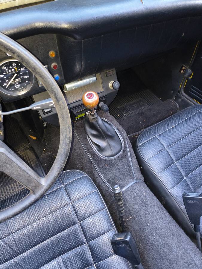 Mg-midget-1979-yellow-2
