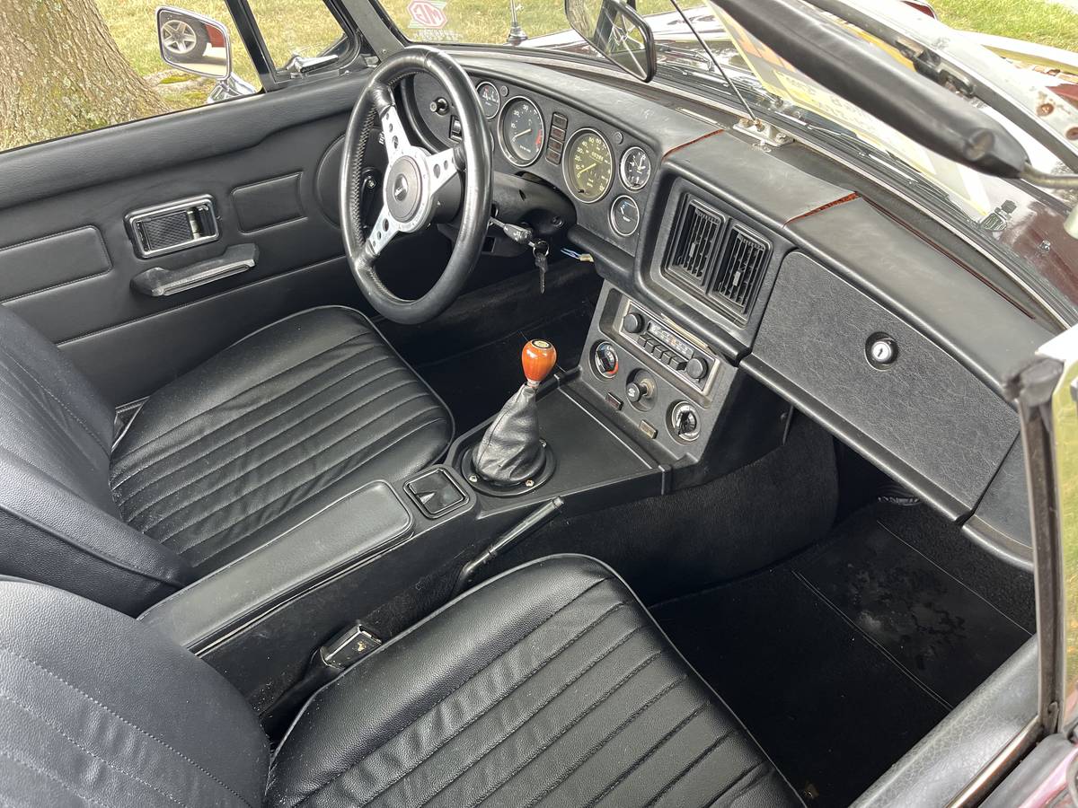 Mg-morris-minor-1977-red-6