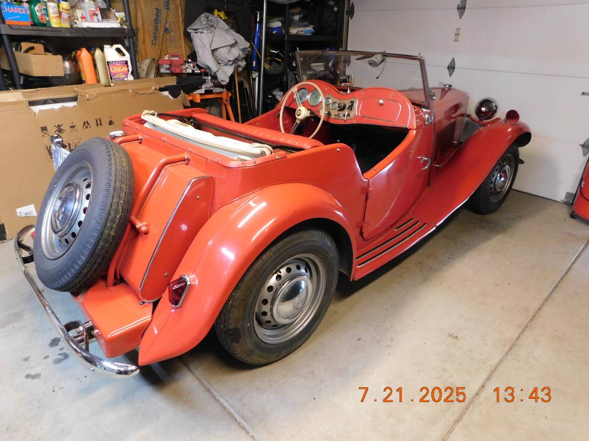 Mg-td-1951-red-9