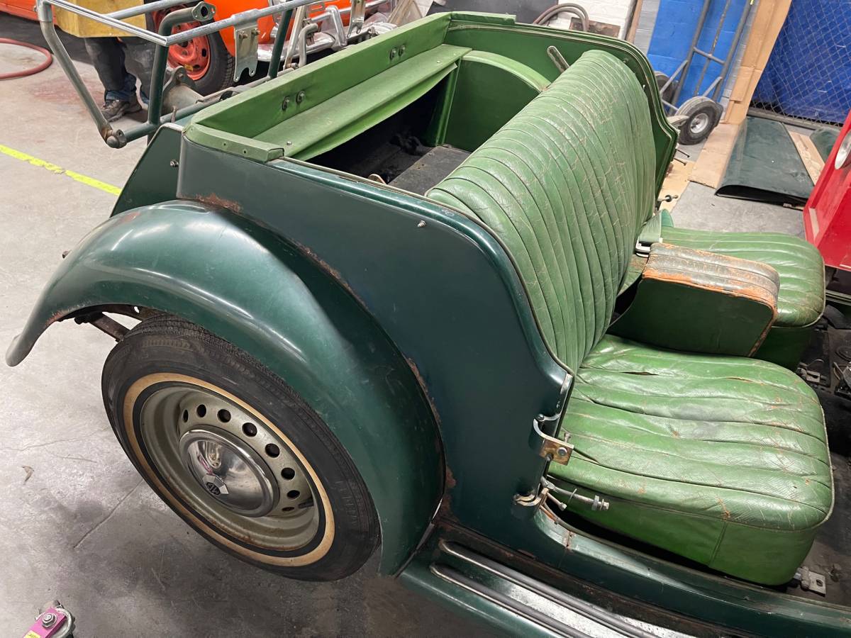 Mg-td-1952-green-9