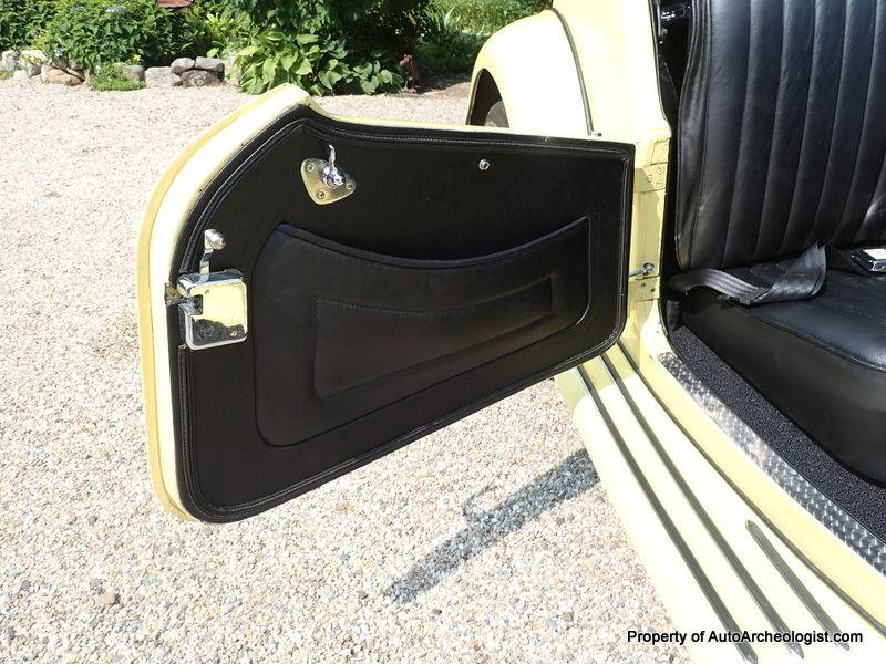 Mg-td-1952-yellow-16