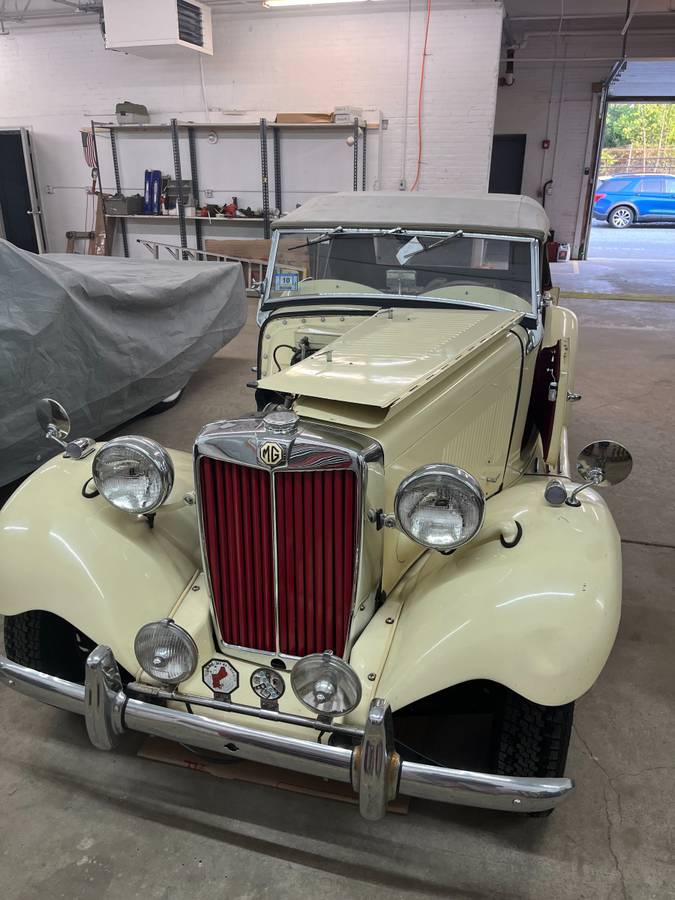 Mg-td-1953-white
