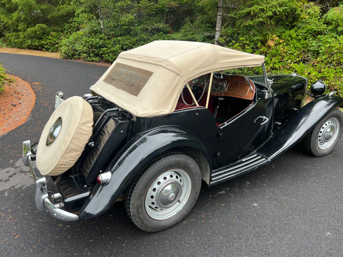 Mg-td-roadster-1953-black-18