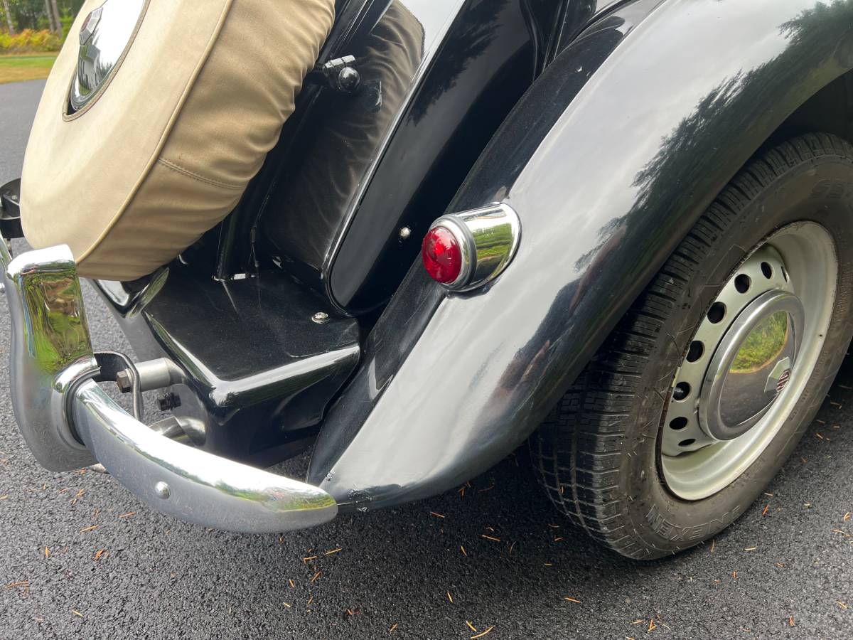 Mg-td-roadster-1953-black-5