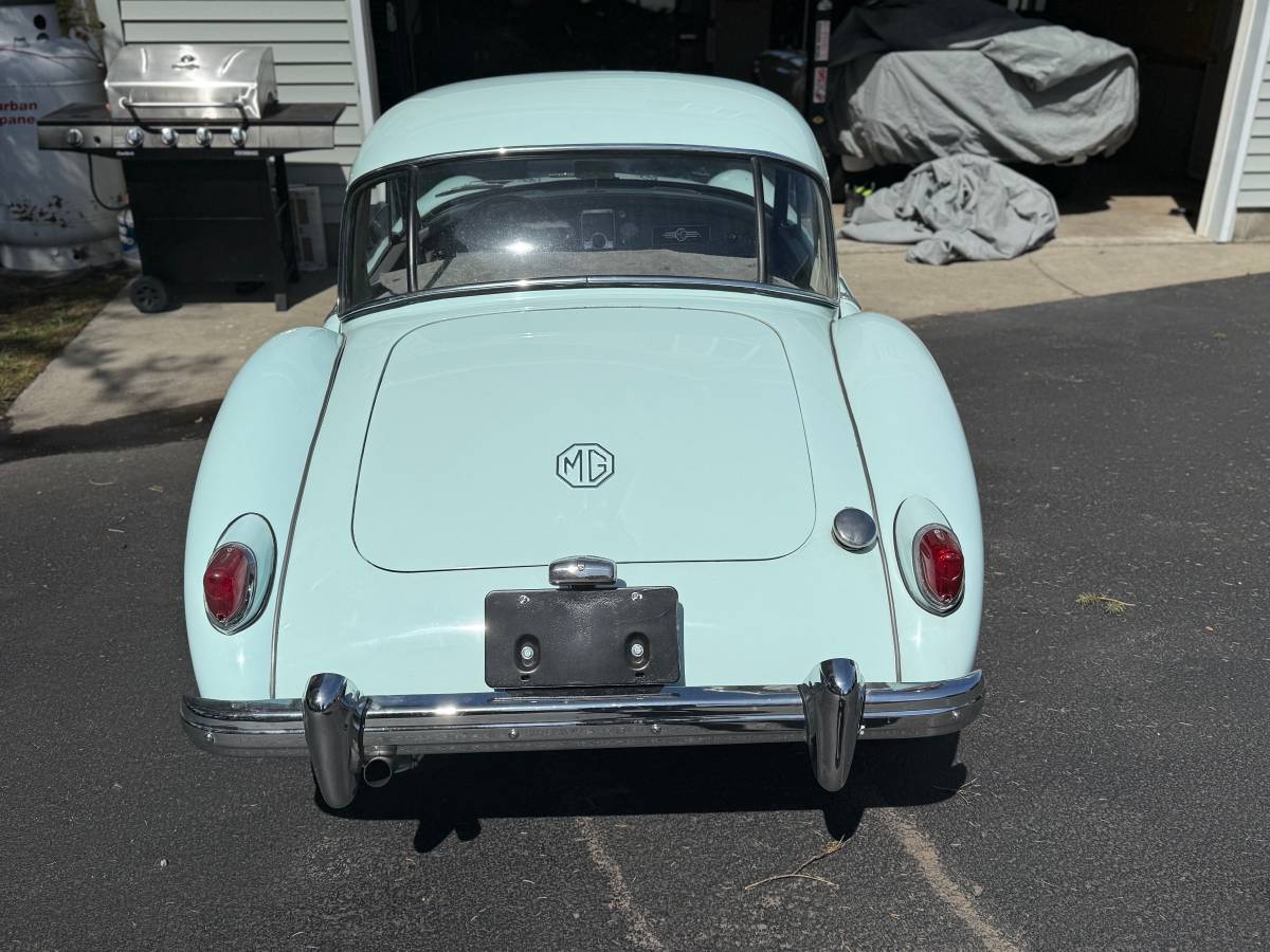 Mga-coupe-1956-10